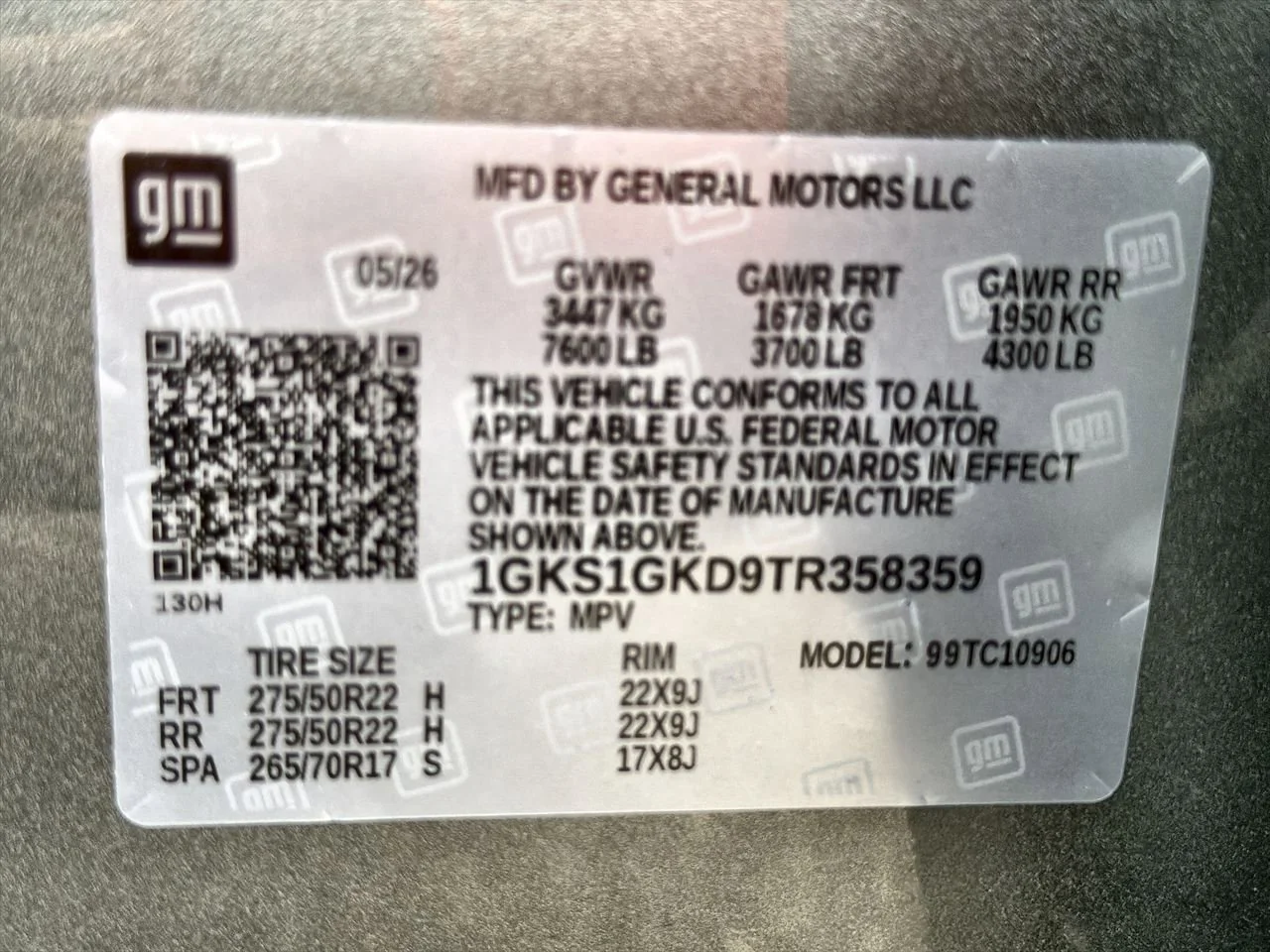 New 2026 Sterling Metallic GMC Elevation image 29