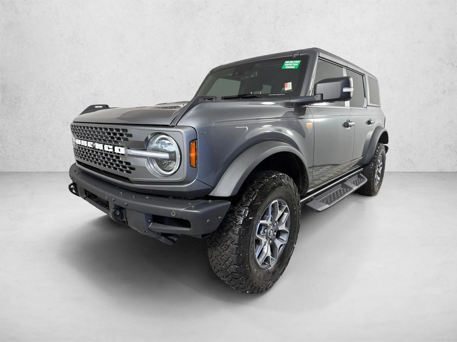 Used 2024 Gray Ford Badlands image 8