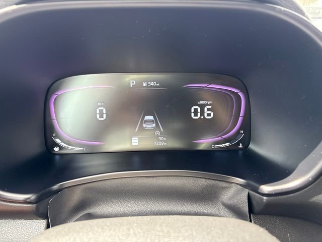 Certified Used 2025 Snow White Pearl Kia LX image 11