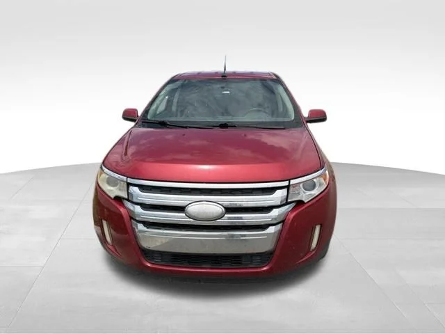 Used 2011 Red Ford Limited image 9