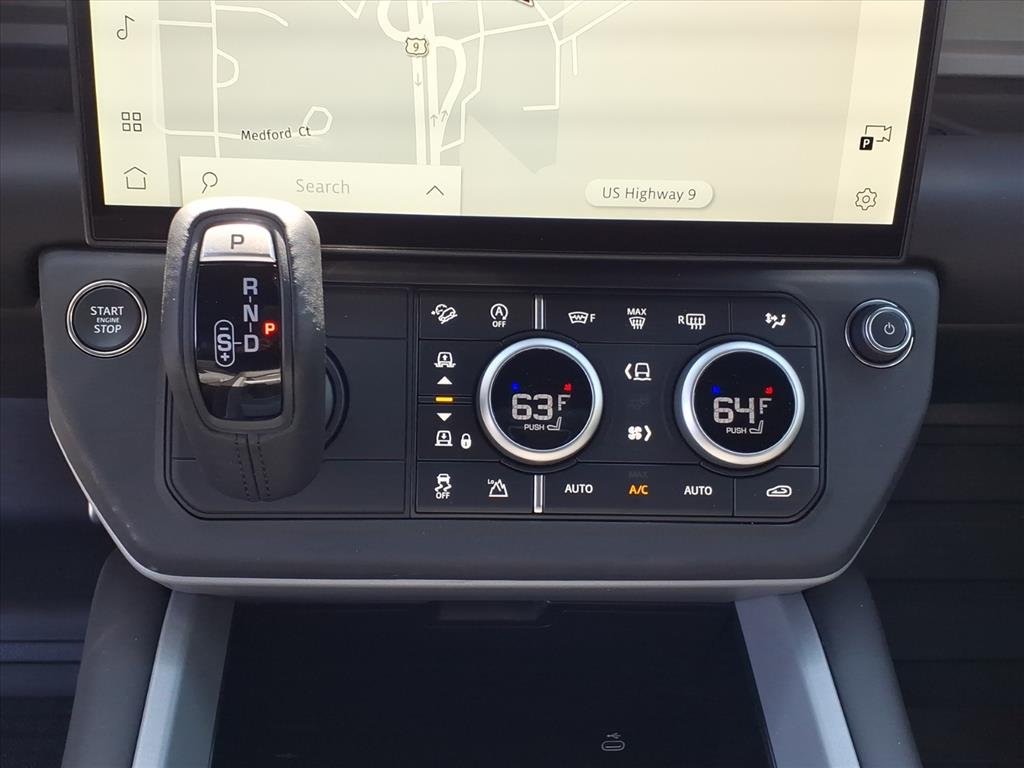 2026 Land Rover Defender V8 - Photo 14