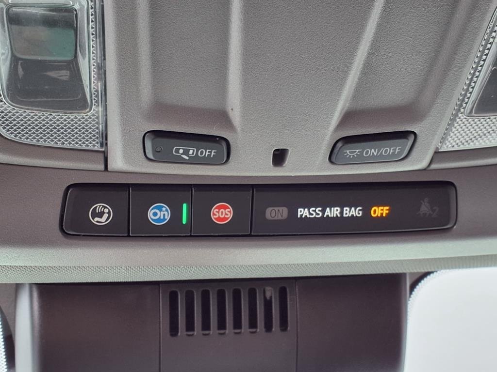 2022 Chevrolet Silverado 1500 RST - Photo 19