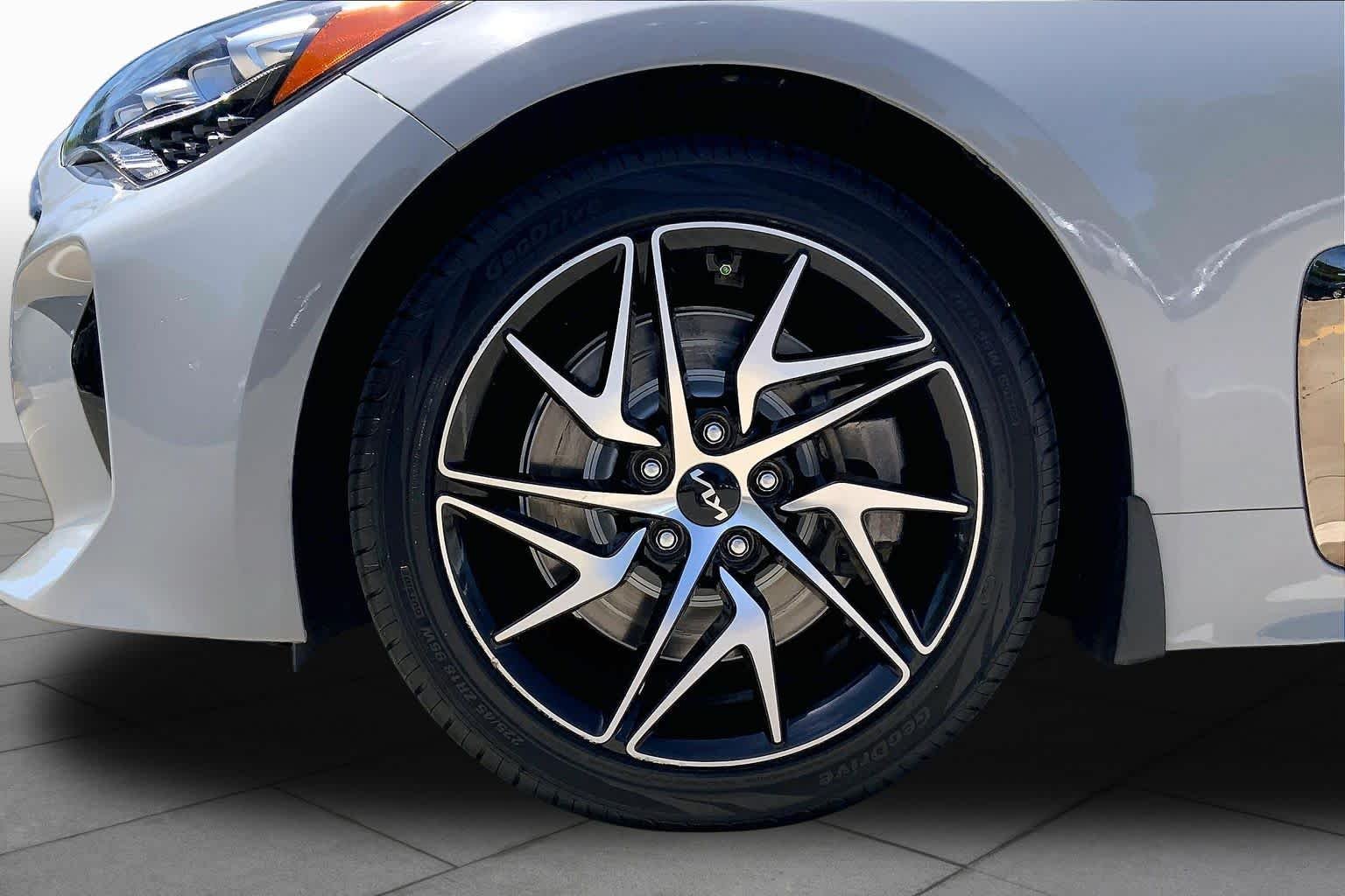 Used 2022 Ceramic Silver Kia GT-Line image 11