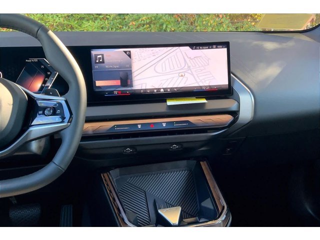 Used 2026 Mineral White Metallic BMW 30 xDrive image 6