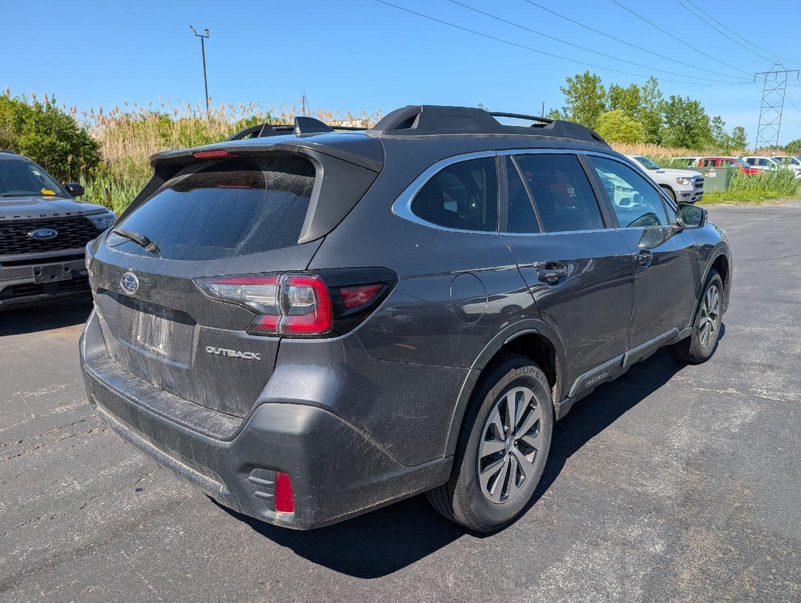 Used 2020 Magnetite Gray Metallic Subaru Premium image 7
