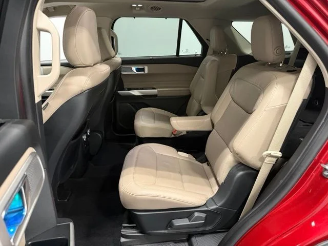 Used 2020 Red Ford Limited image 33