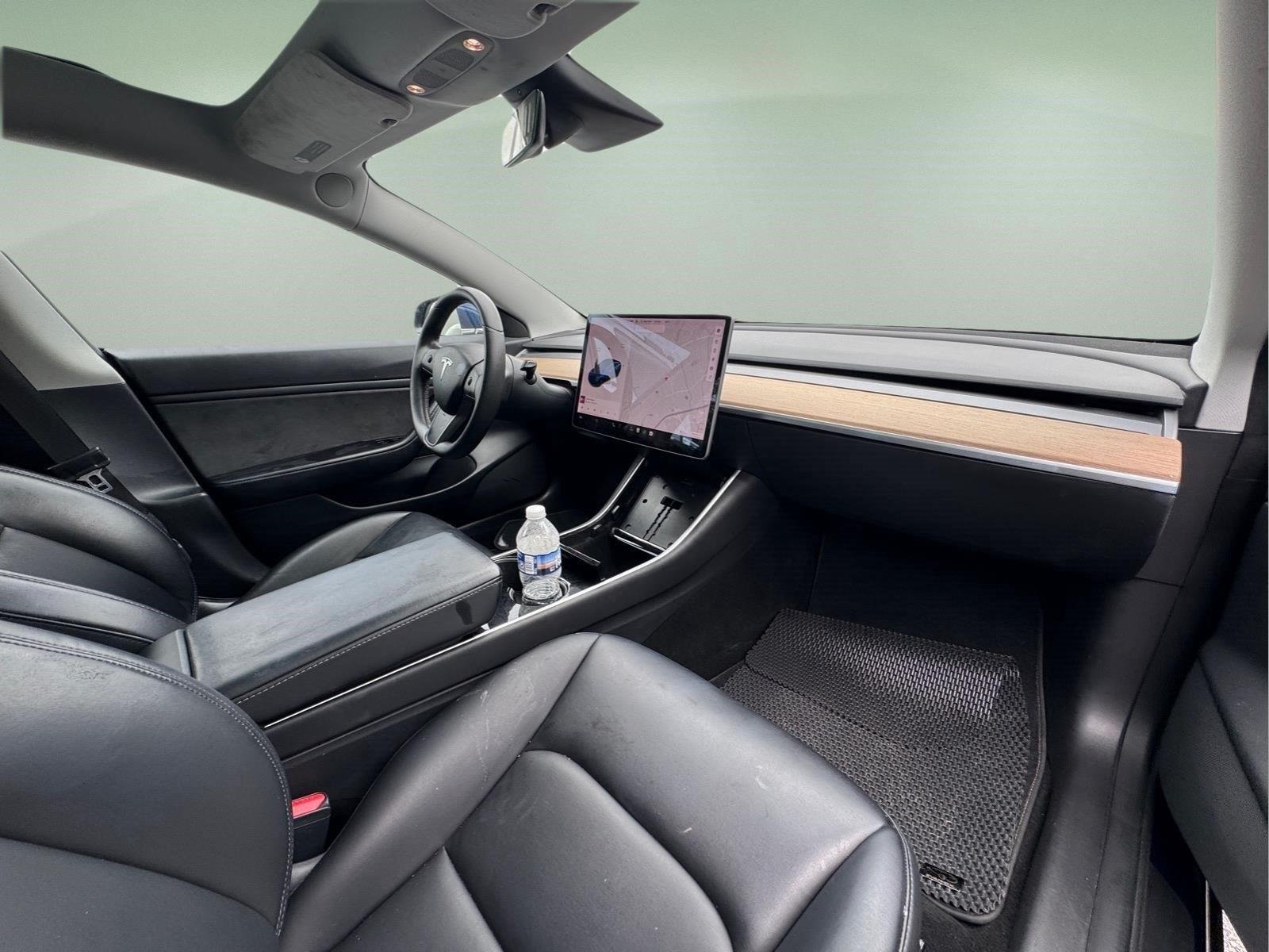 Used 2020 Deep Blue Metallic Tesla Long Range image 12