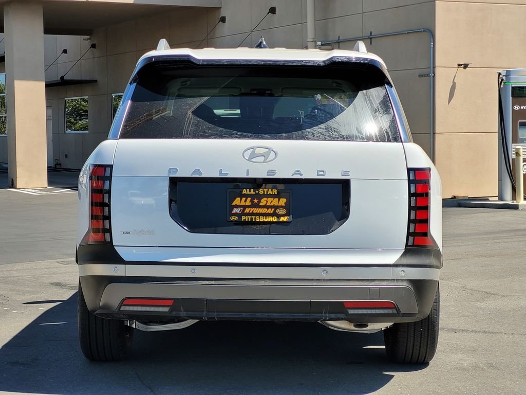 New 2026 White Hyundai Blue SEL image 4