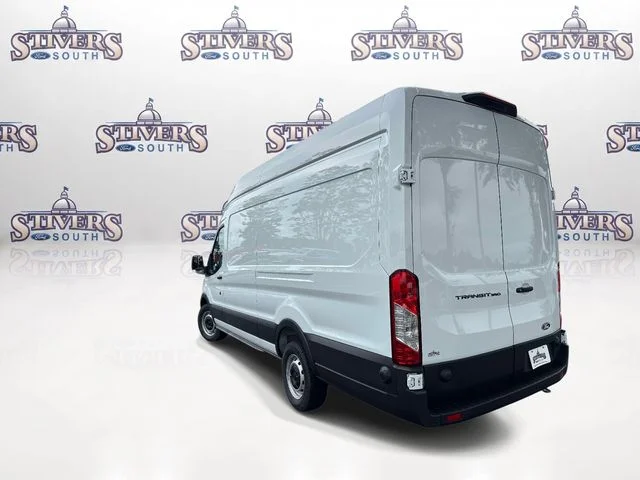 New 2026 Oxford White Ford Base image 4