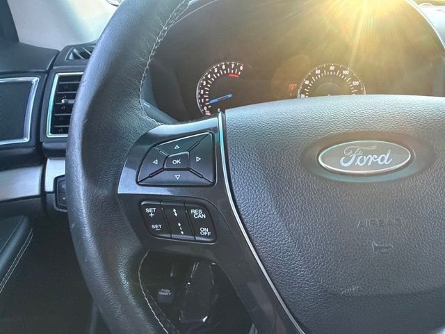 Used 2016 Black Ford Platinum image 27