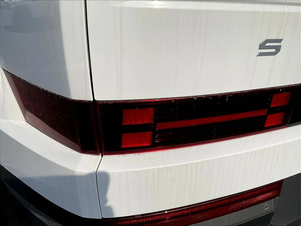New 2026 White Hyundai Limited image 28