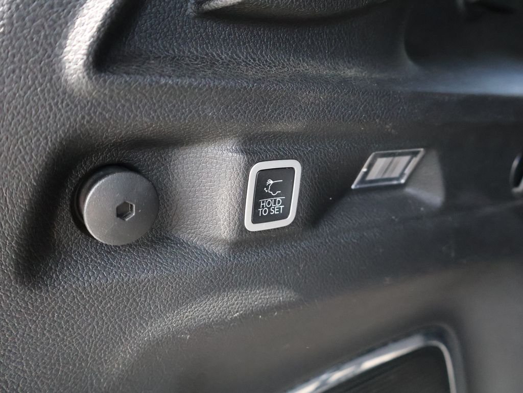 Used 2021 Silver Jeep Limited image 17