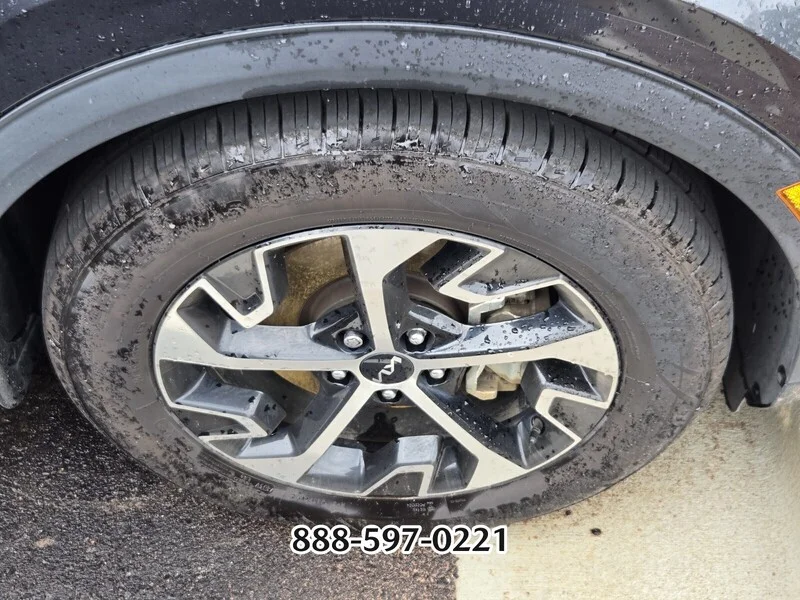 Used 2023 Gray KIA EX image 9