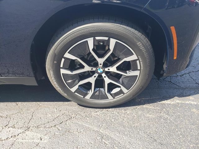 New 2026 Tanzanite Blue II Metallic BMW 30 xDrive image 27