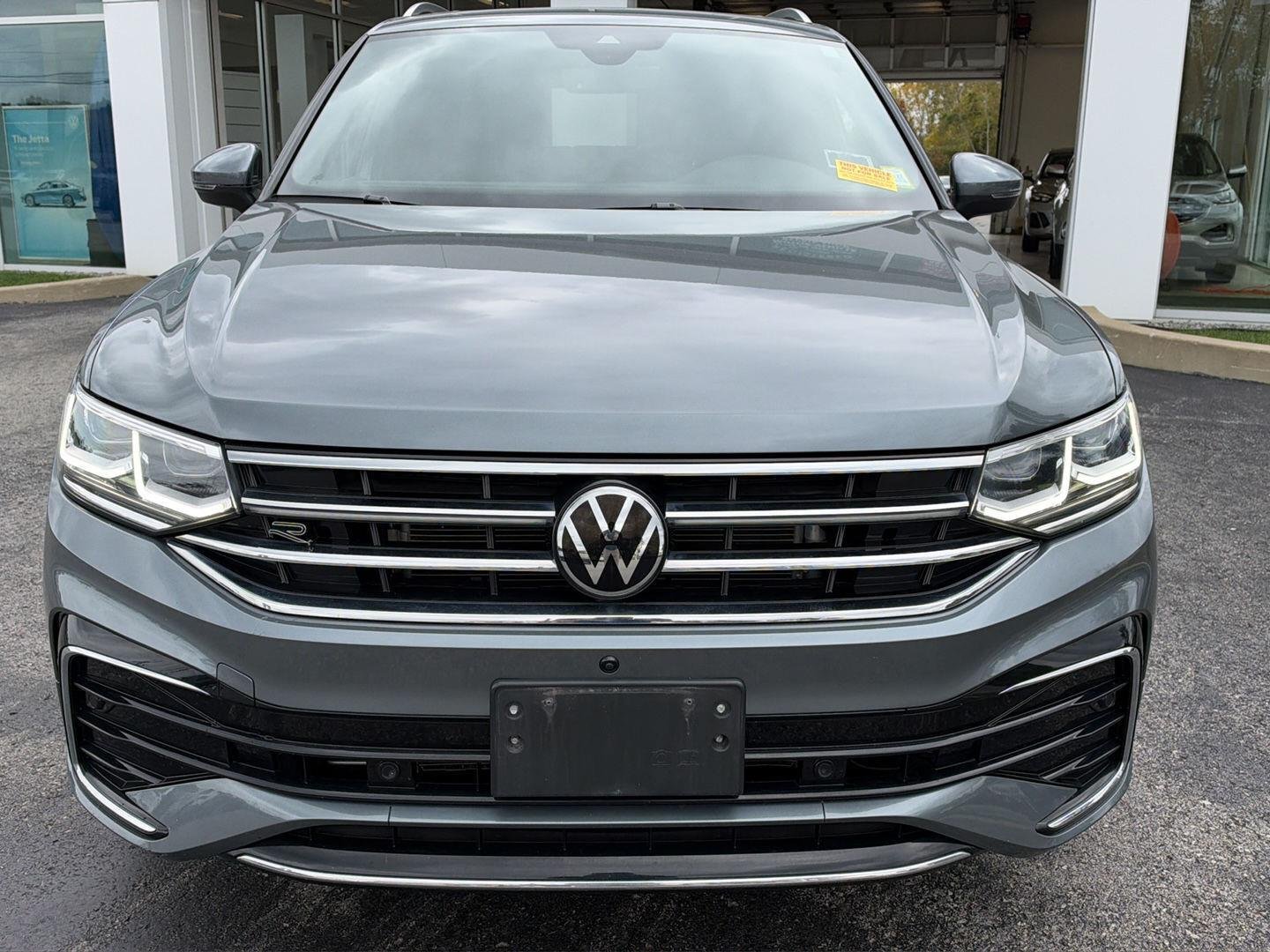 Certified Used 2024 Platinum Gray Metallic Volkswagen SEL R-Line image 2