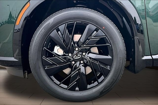 New 2027 DEEP EMERALD INFINITI SPORT image 9