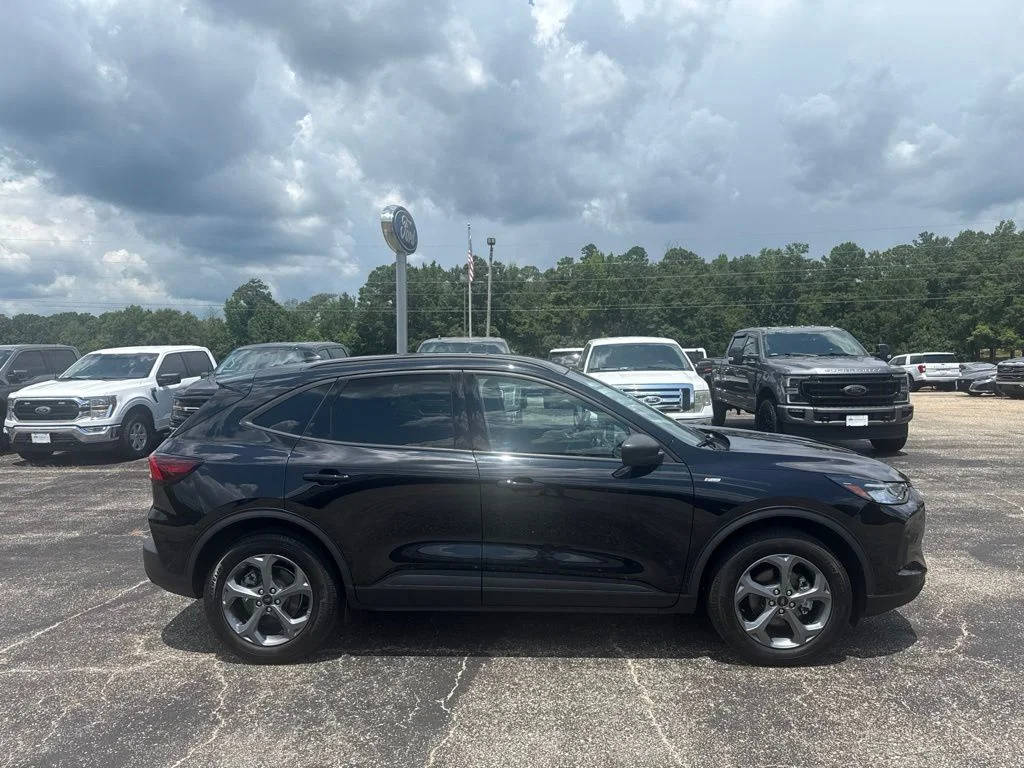 Used 2025 Black Ford ST-Line image 21