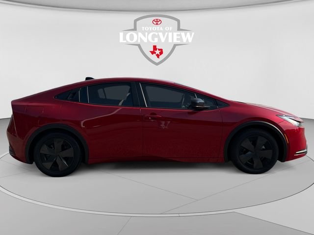 2026 Toyota Prius Plug-in Hybrid SE - Photo 6
