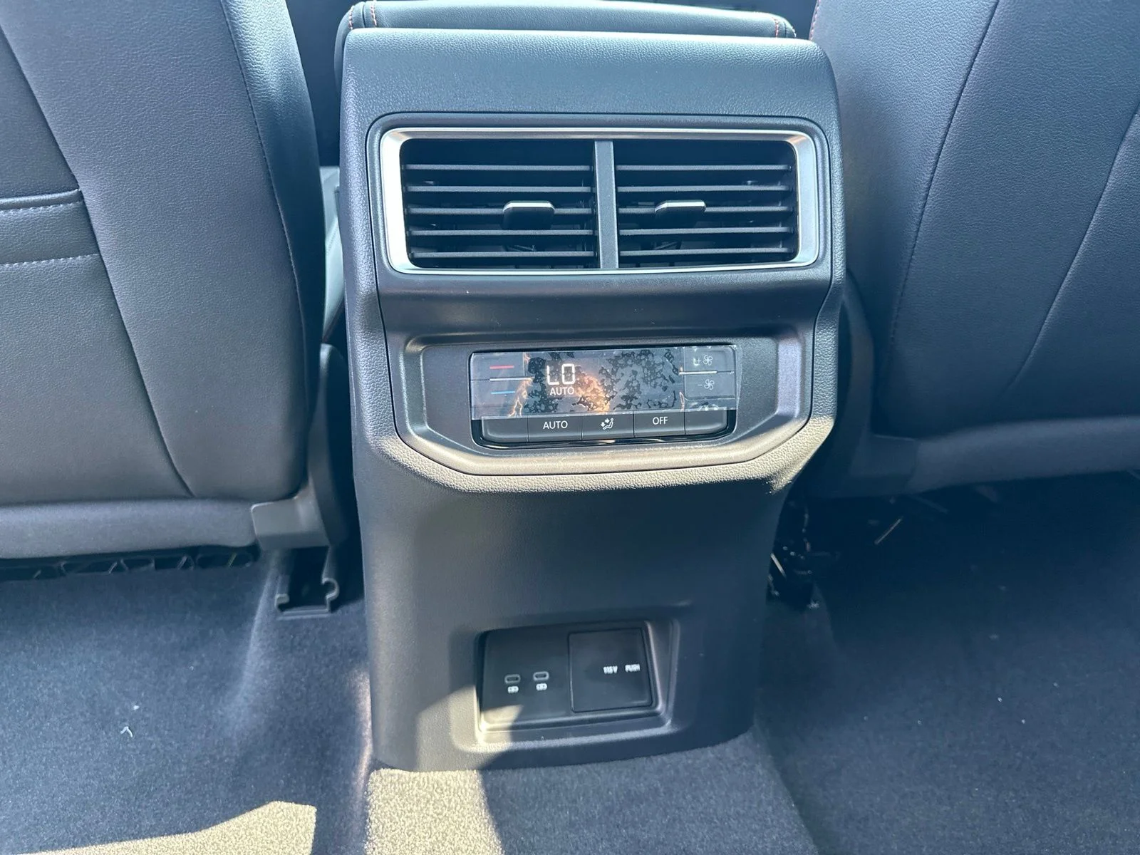 New 2026 White/off-white Volkswagen 2.0T Peak Edition image 21