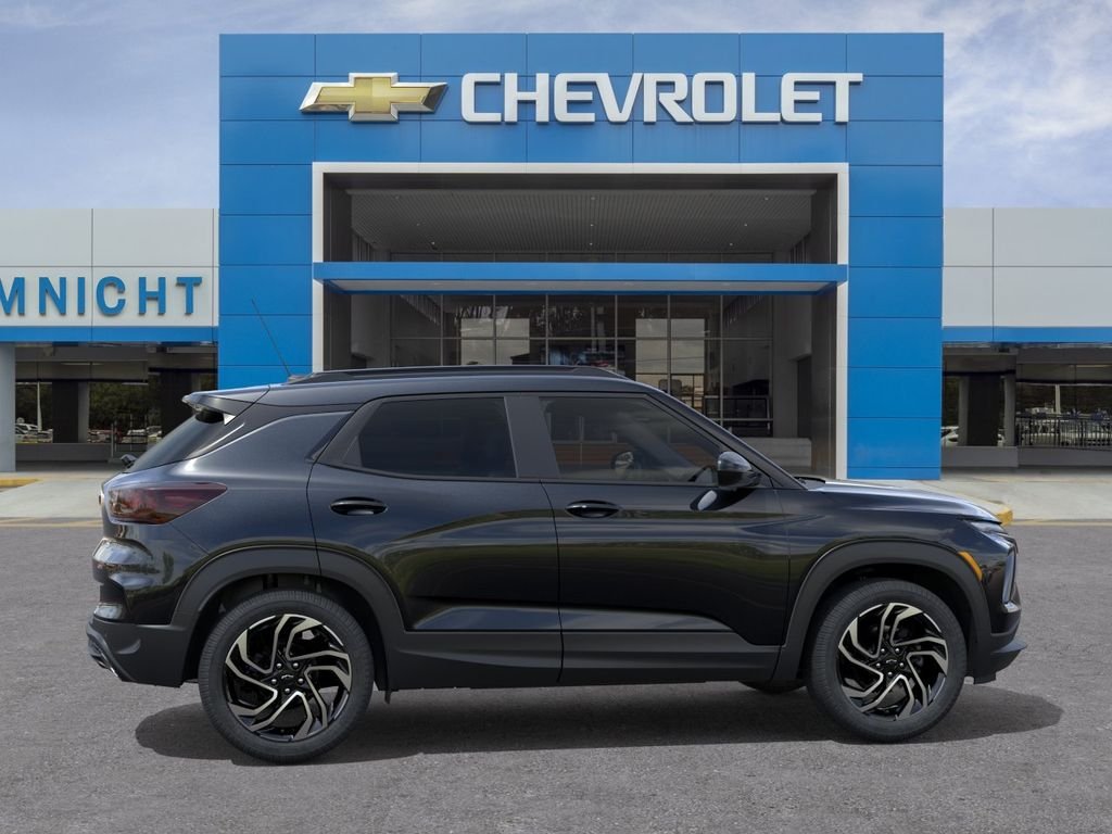 New 2026 Mosaic Black Metallic Chevrolet RS image 5