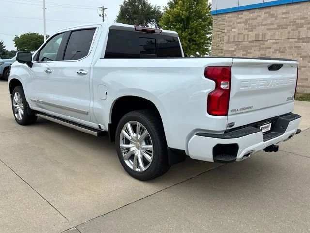 New 2026 Polar White Tricoat Chevrolet High Country image 8