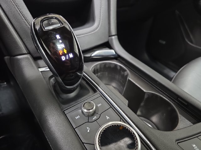 Used 2020 Black Cadillac Premium Luxury image 24