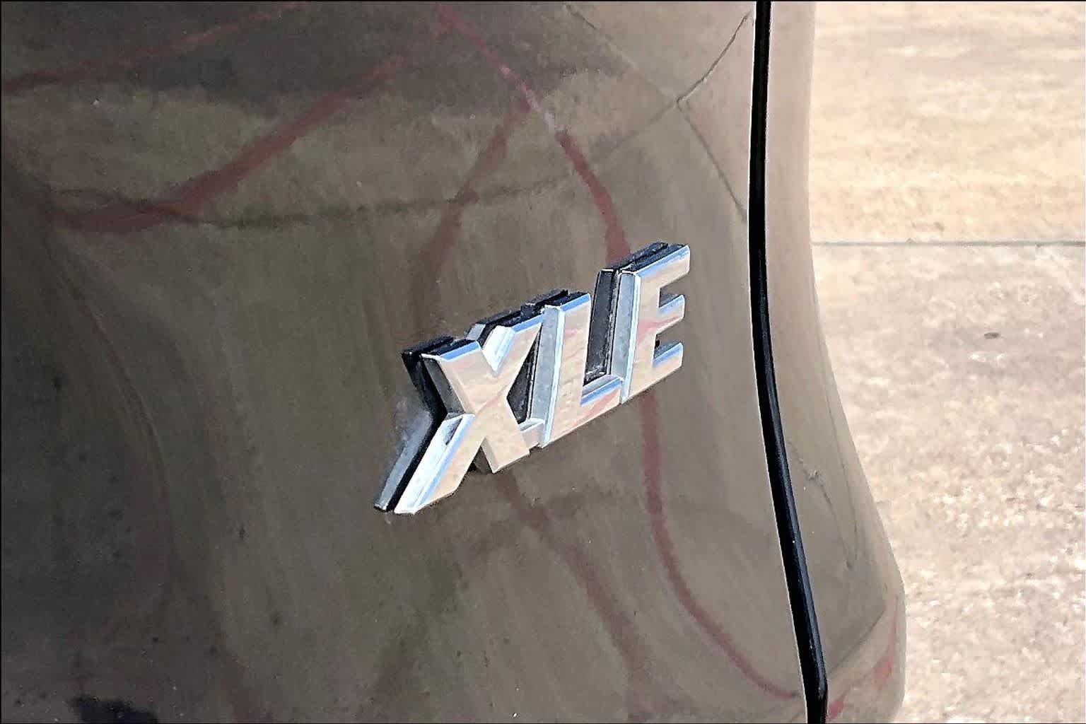 Used 2025 Midnight Black Metallic Toyota XLE image 31