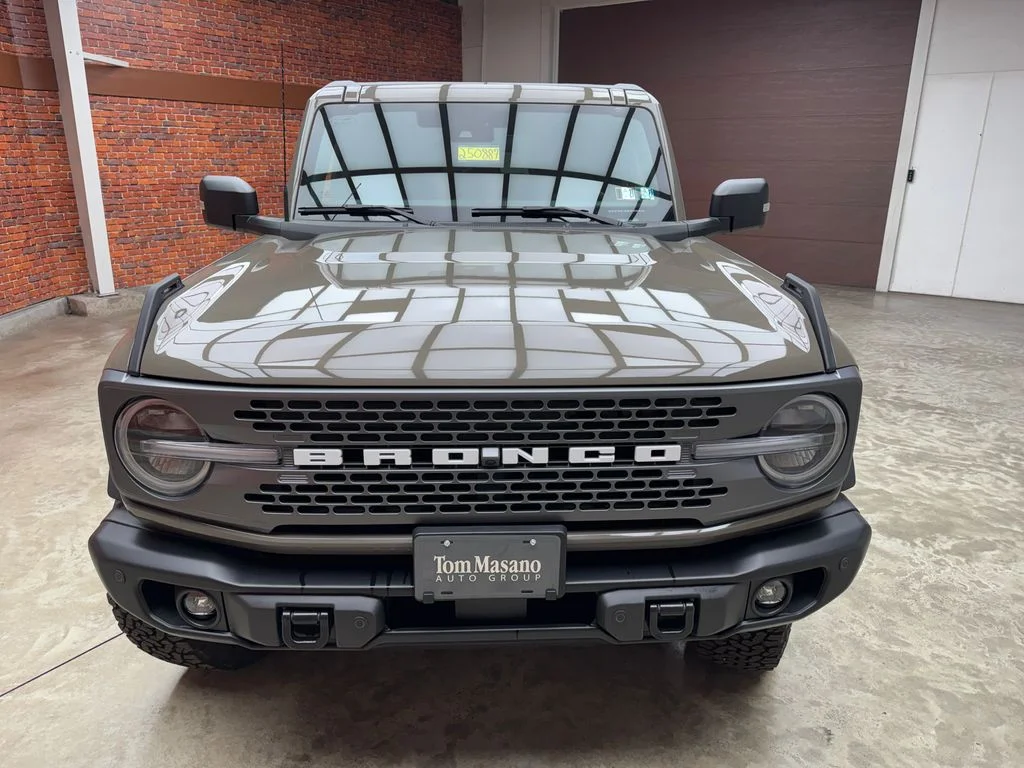 New 2025 Marsh Gray Ford Badlands® image 8