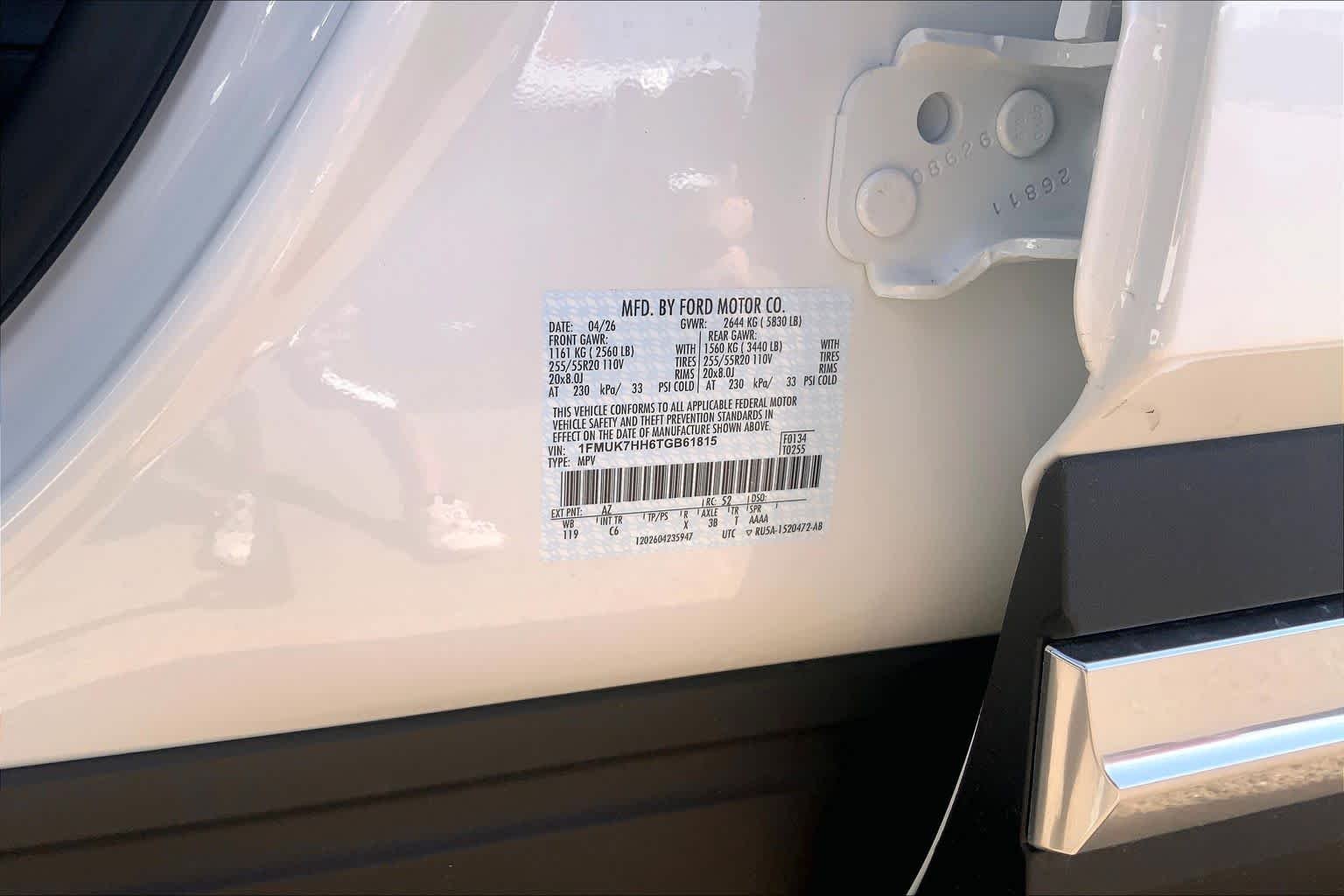 New 2026 Star White Metallic Tri-Coat Ford Platinum™ image 21