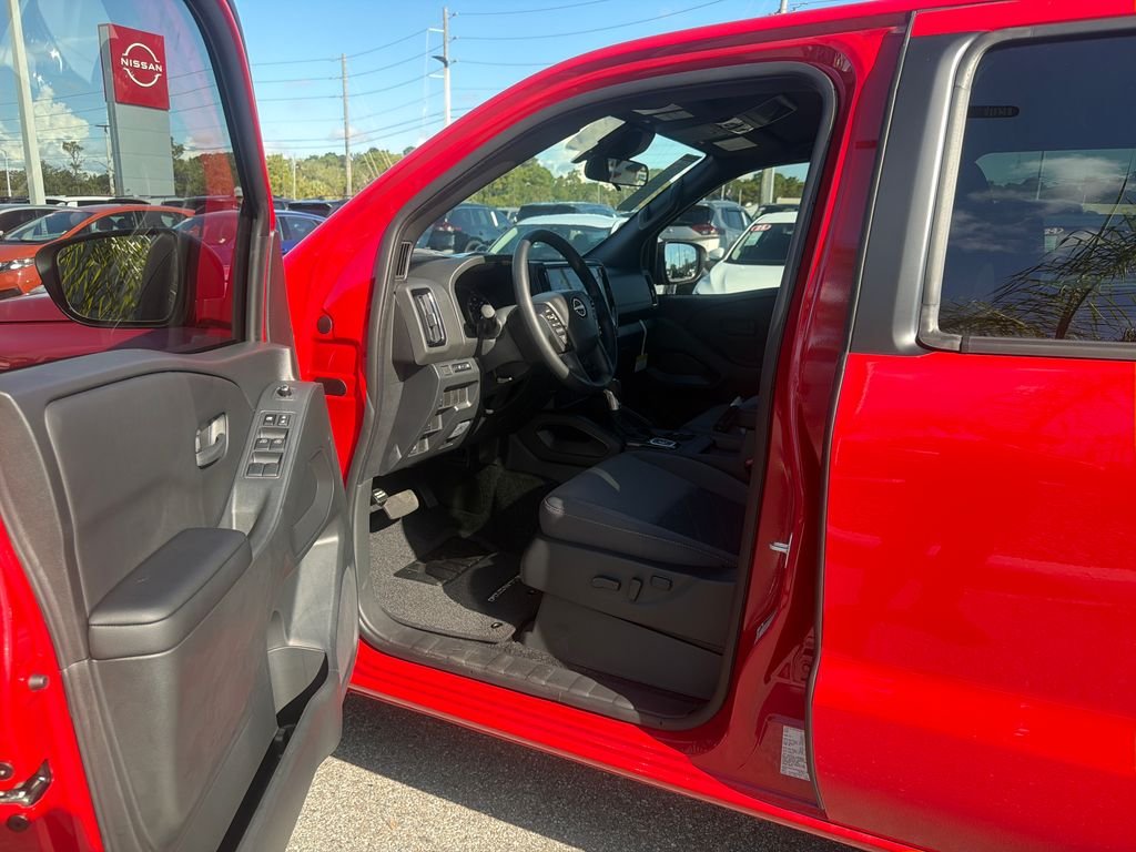 New 2026 Nissan Frontier SV 4D Crew Cab