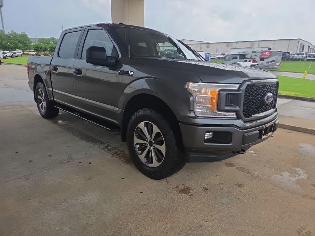 Used 2019 Magnetic Ford XL image 11