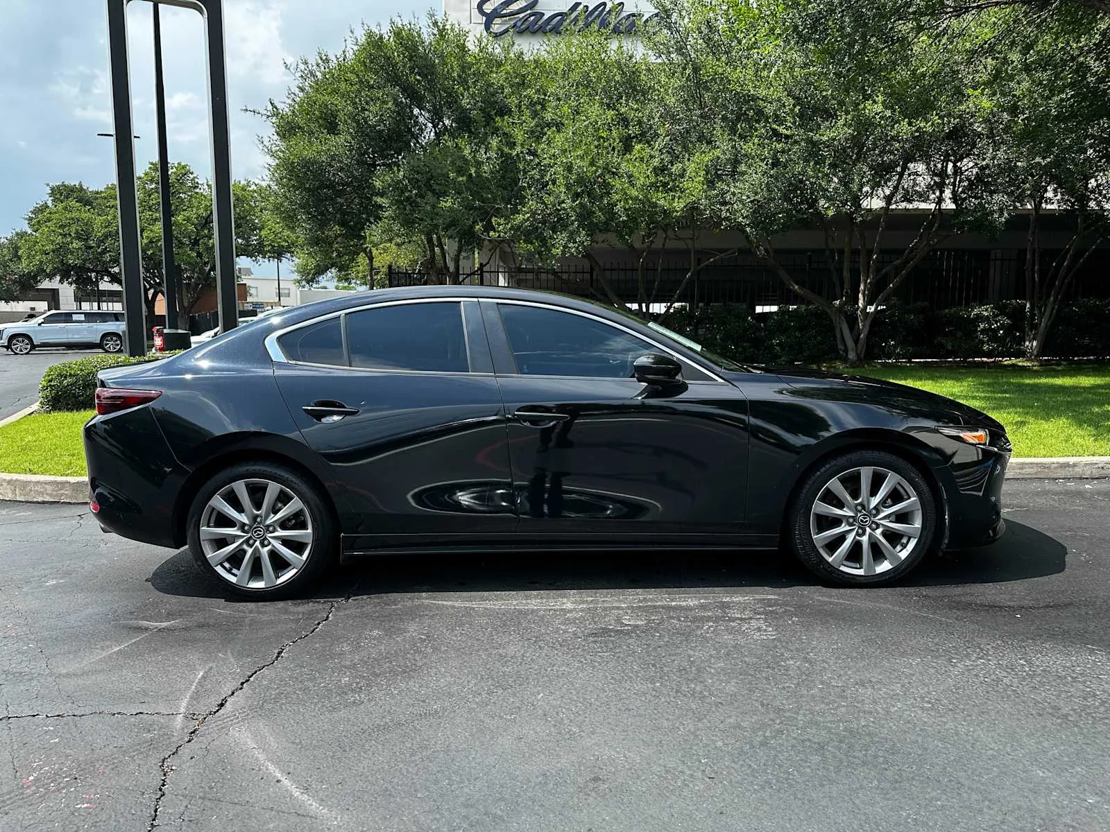 Used 2021  Mazda Select image 6