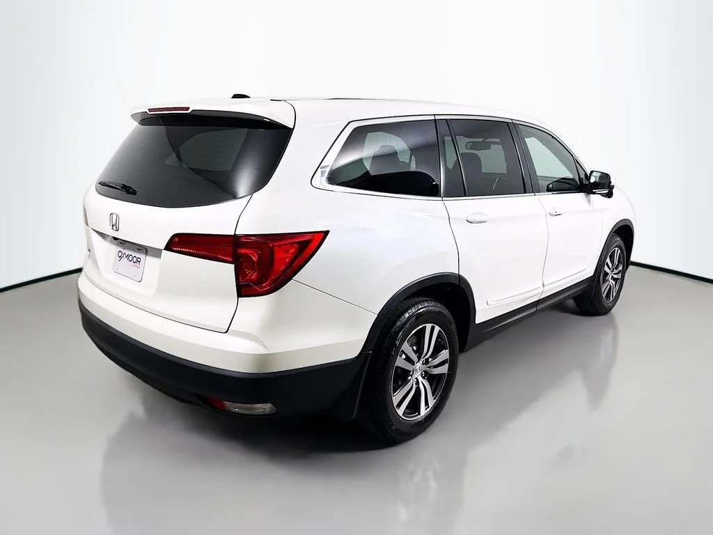 Used 2017 White Diamond Pearl Honda EX-L image 7