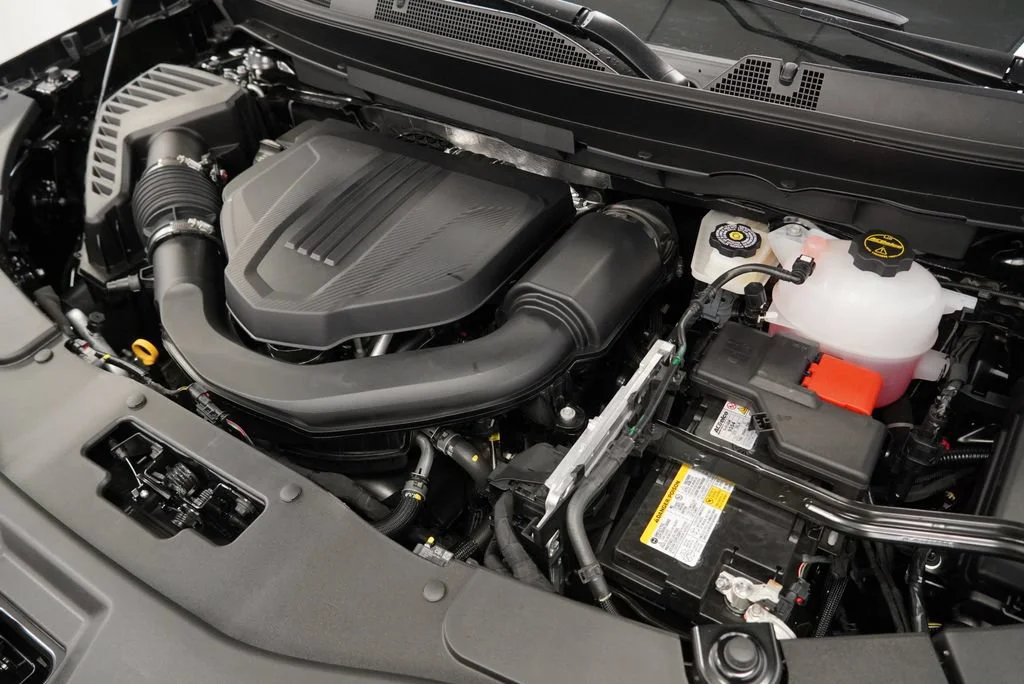 New 2027 Mosaic Black Metallic Chevrolet LT image 43