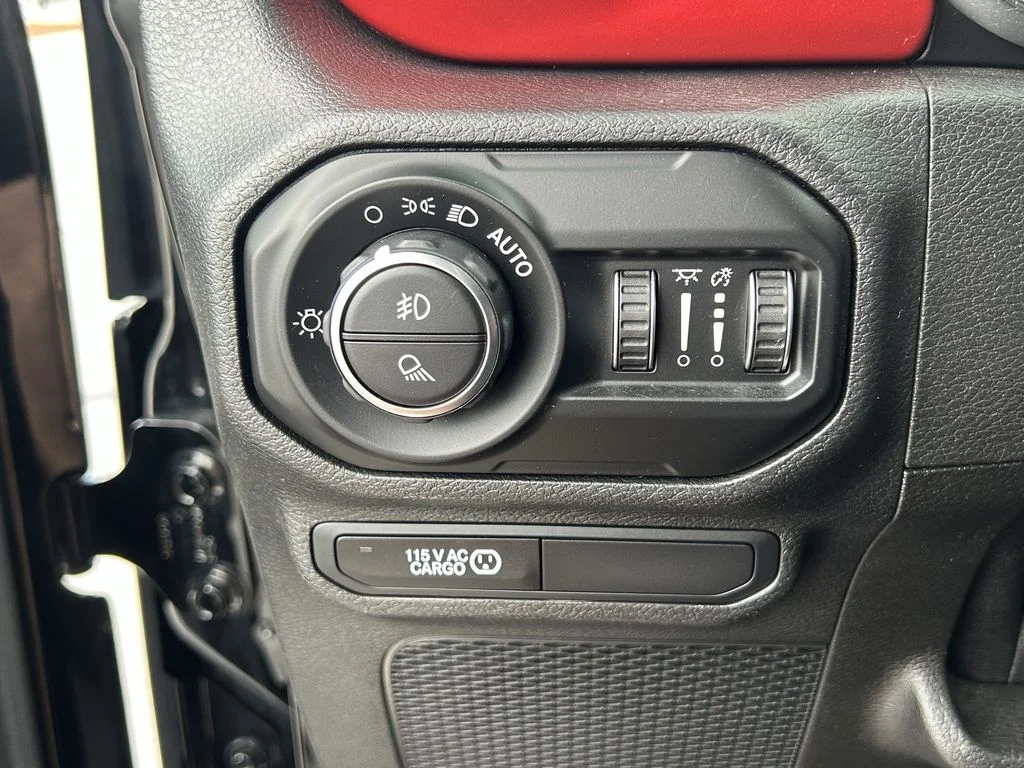 Used 2021 Black Jeep Rubicon image 27