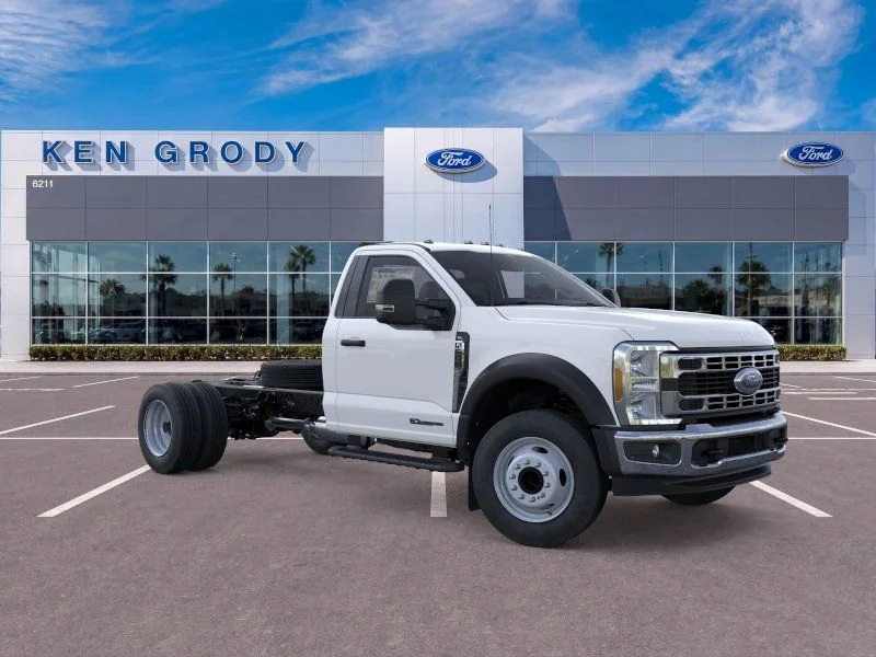2026 Ford F-600 XL Regular Cab 169-In DRW's photo