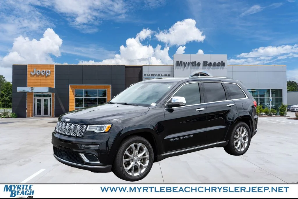 Used 2020 Diamond Black Jeep Summit image 1