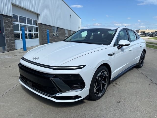 New 2026 Serenity White Hyundai SEL Sport image 3