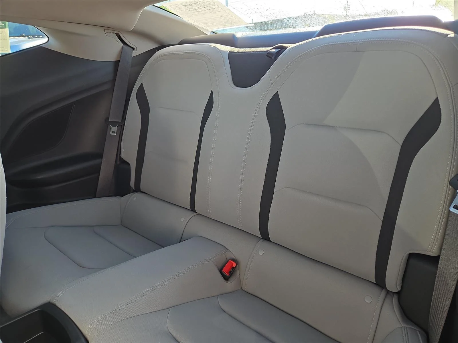 2023 Chevrolet Camaro 1LT - Photo 23