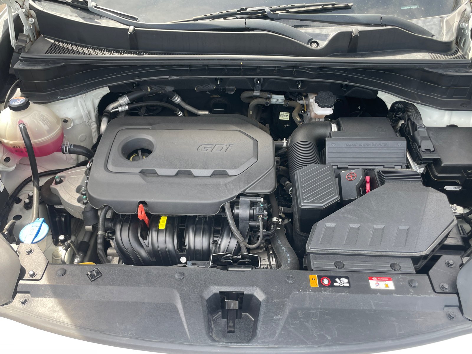 Used 2021 Snow White Pearl Kia LX image 21