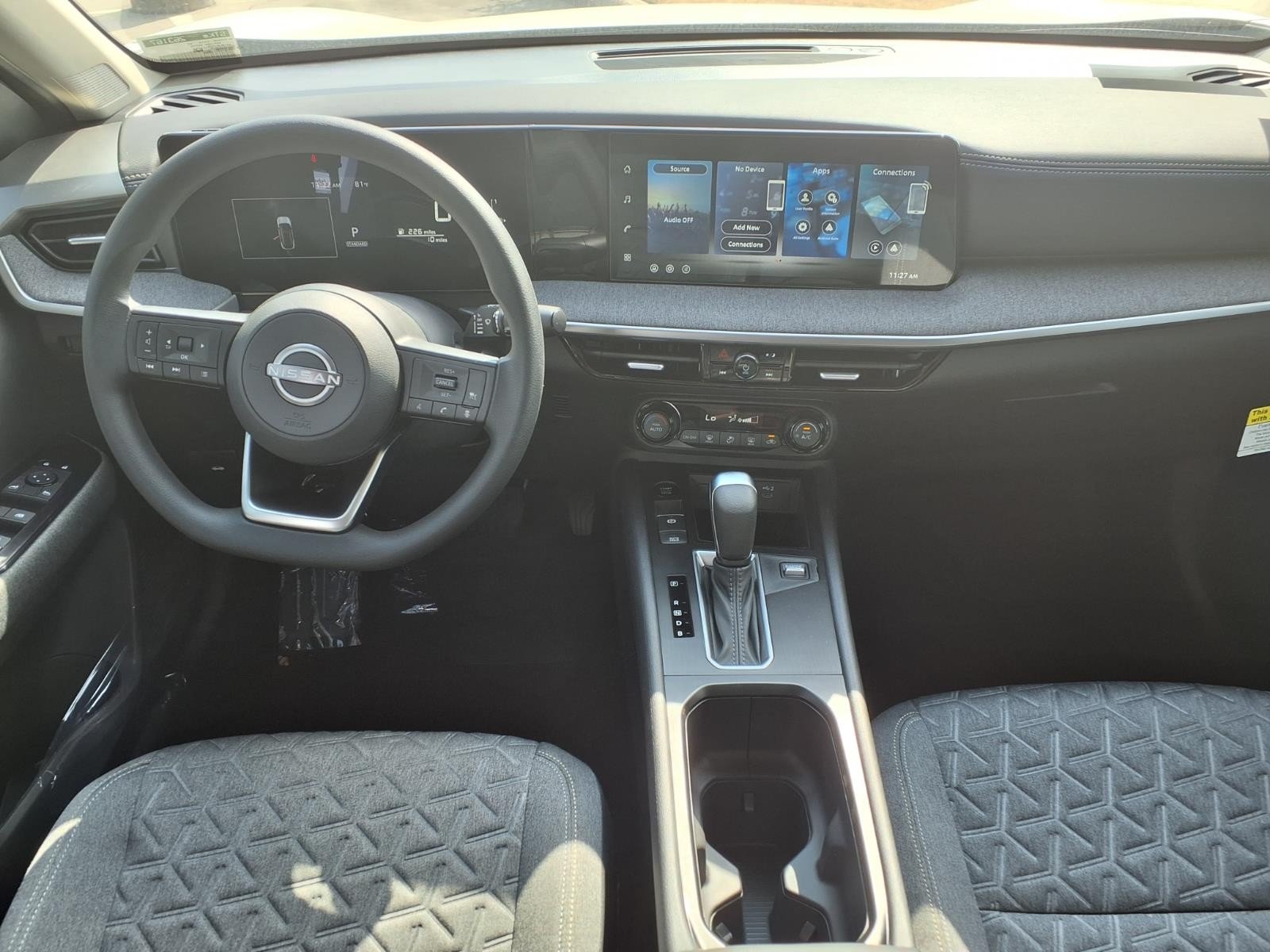 2026 Nissan Kicks SV - 8