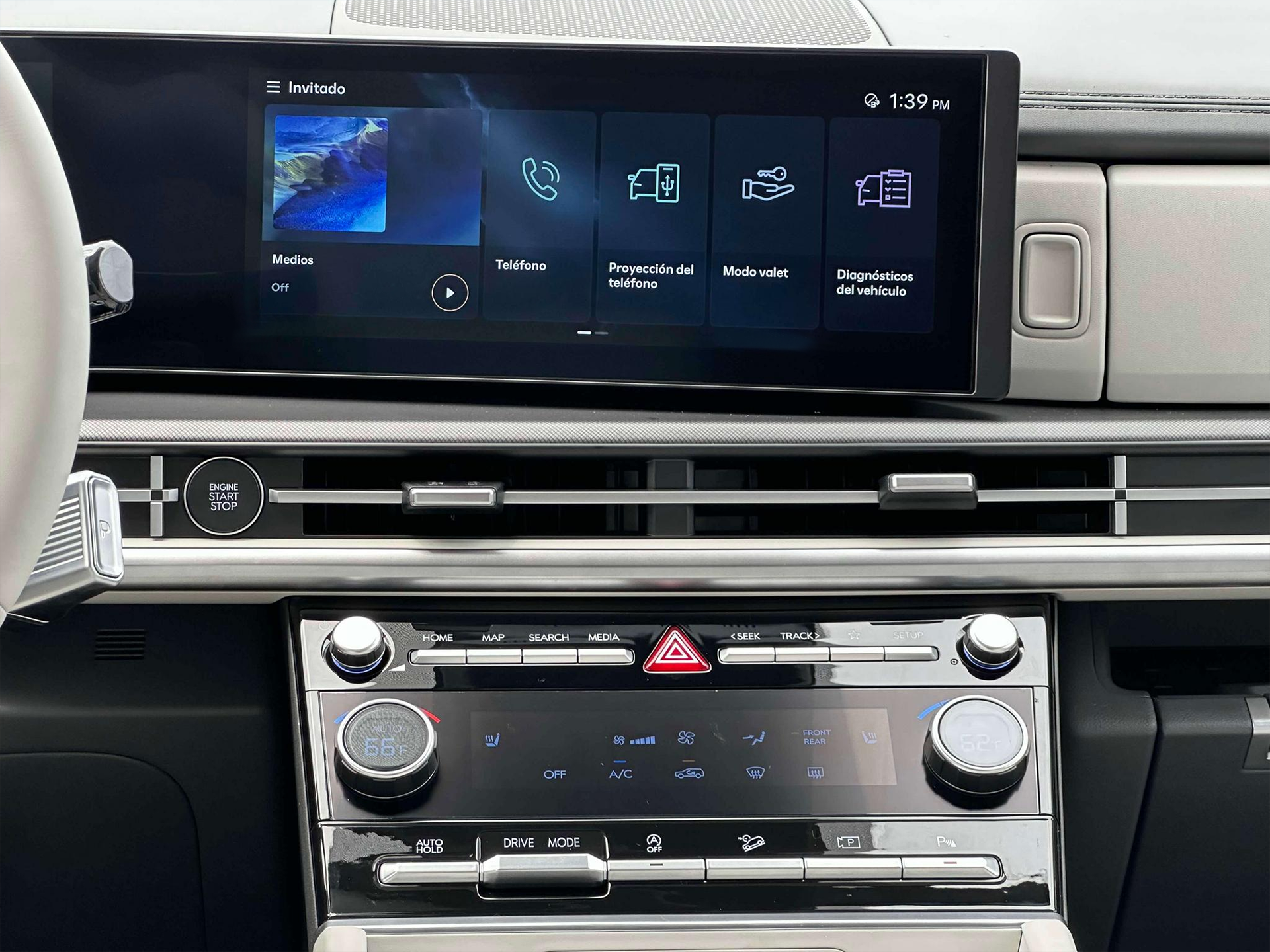 2025 Hyundai Santa Fe SEL - Photo 19