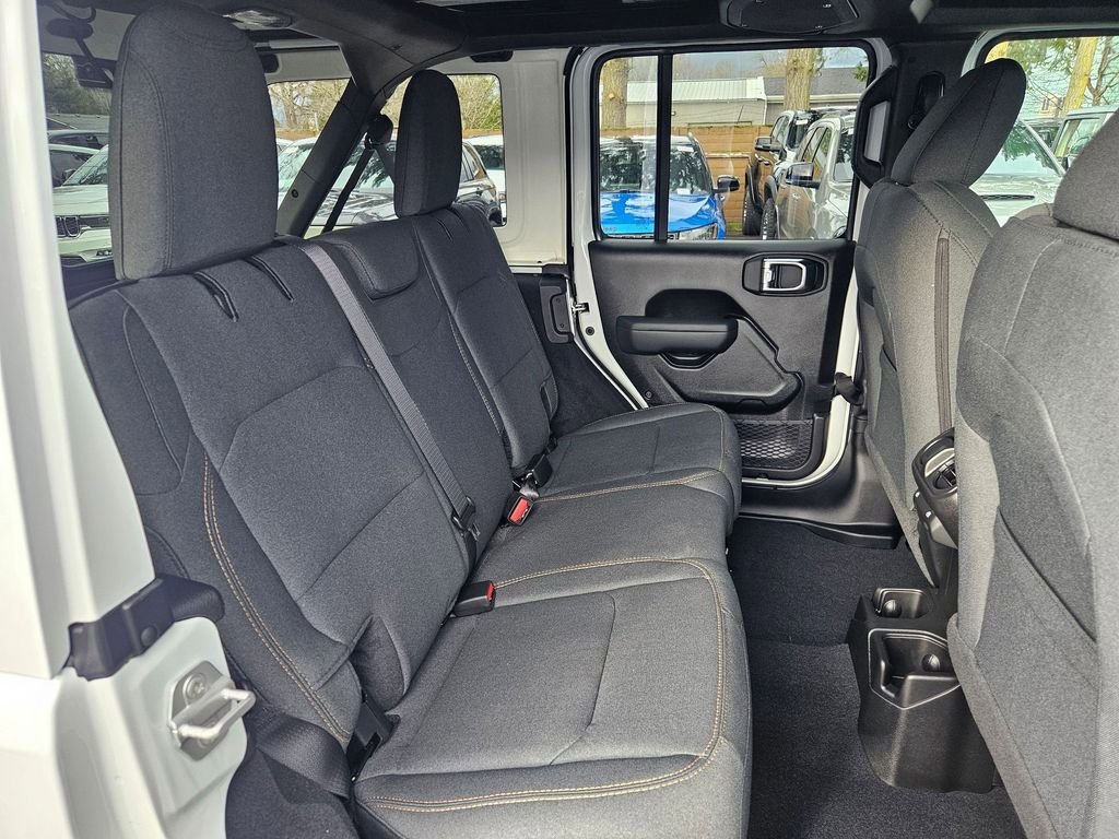 2026 Jeep Wrangler 4-Door Willys - Photo 16
