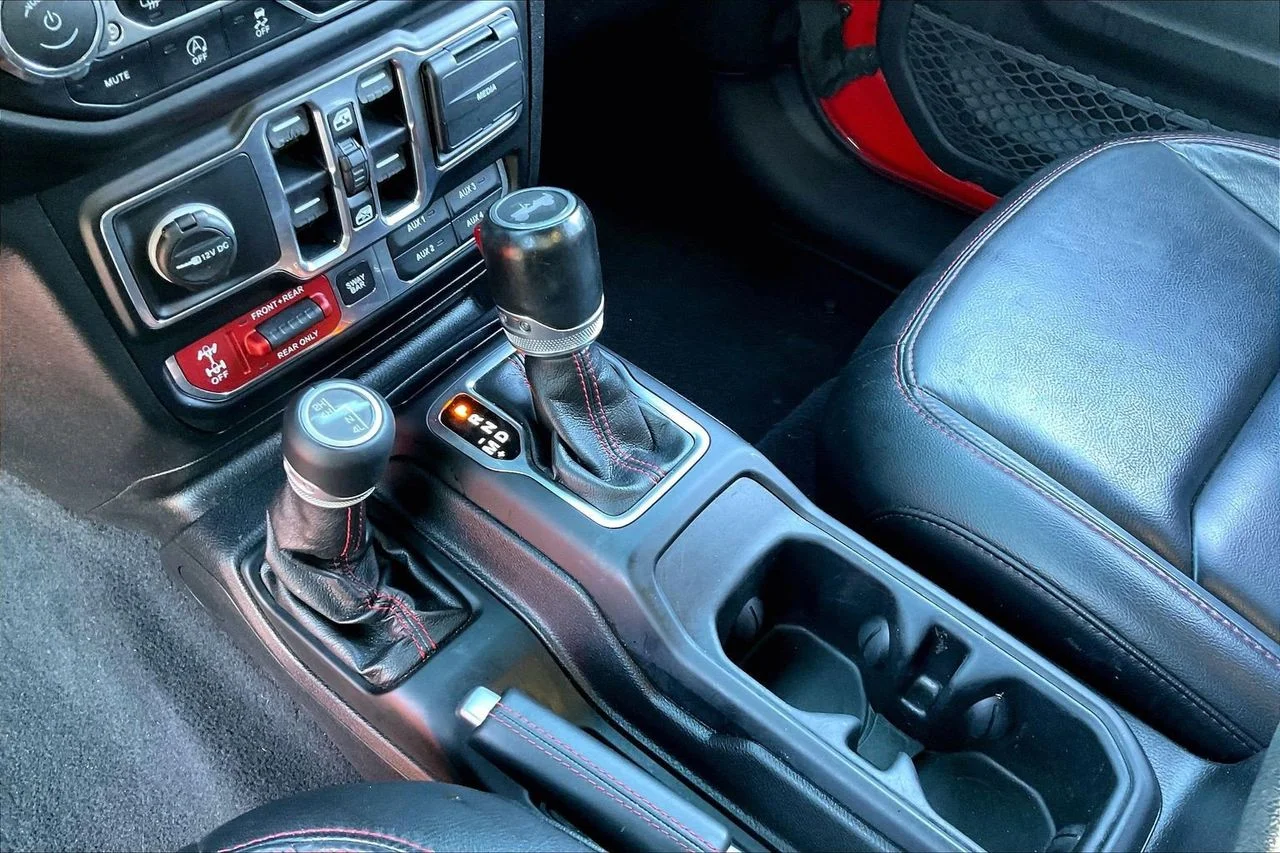 Used 2020 Red Jeep Rubicon image 32