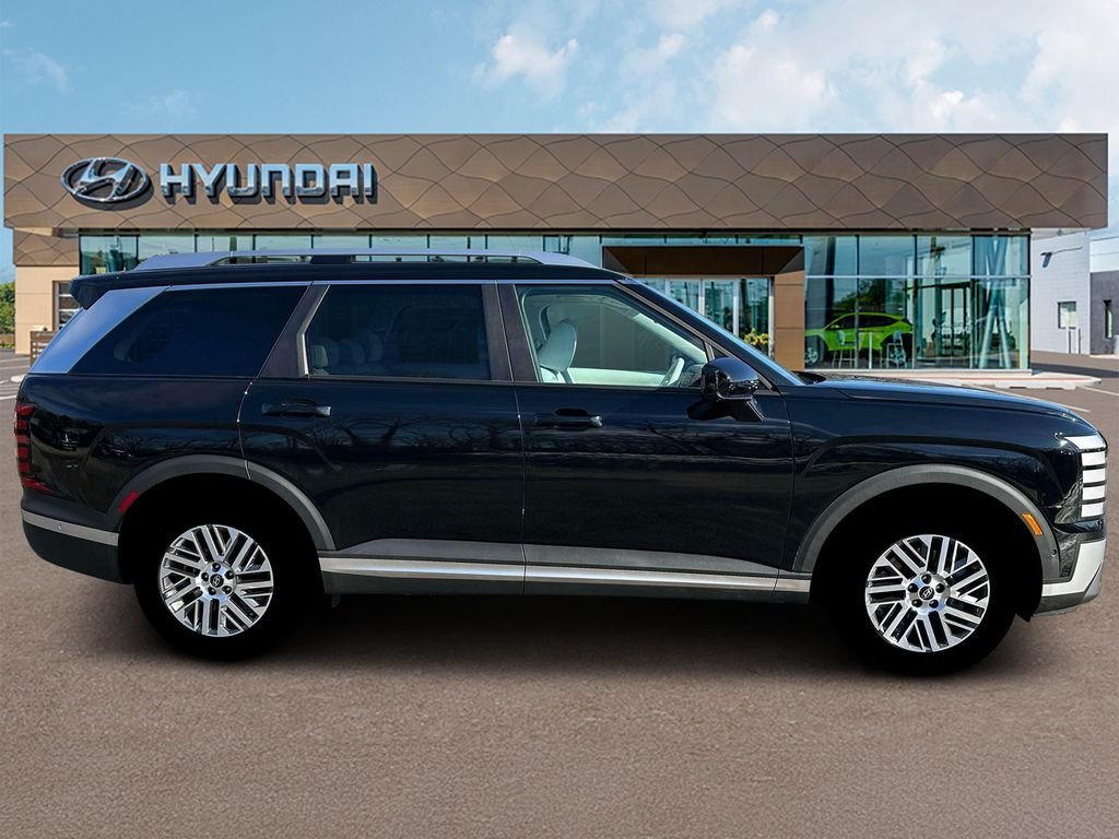 New 2026 Black Hyundai SEL Premium image 9