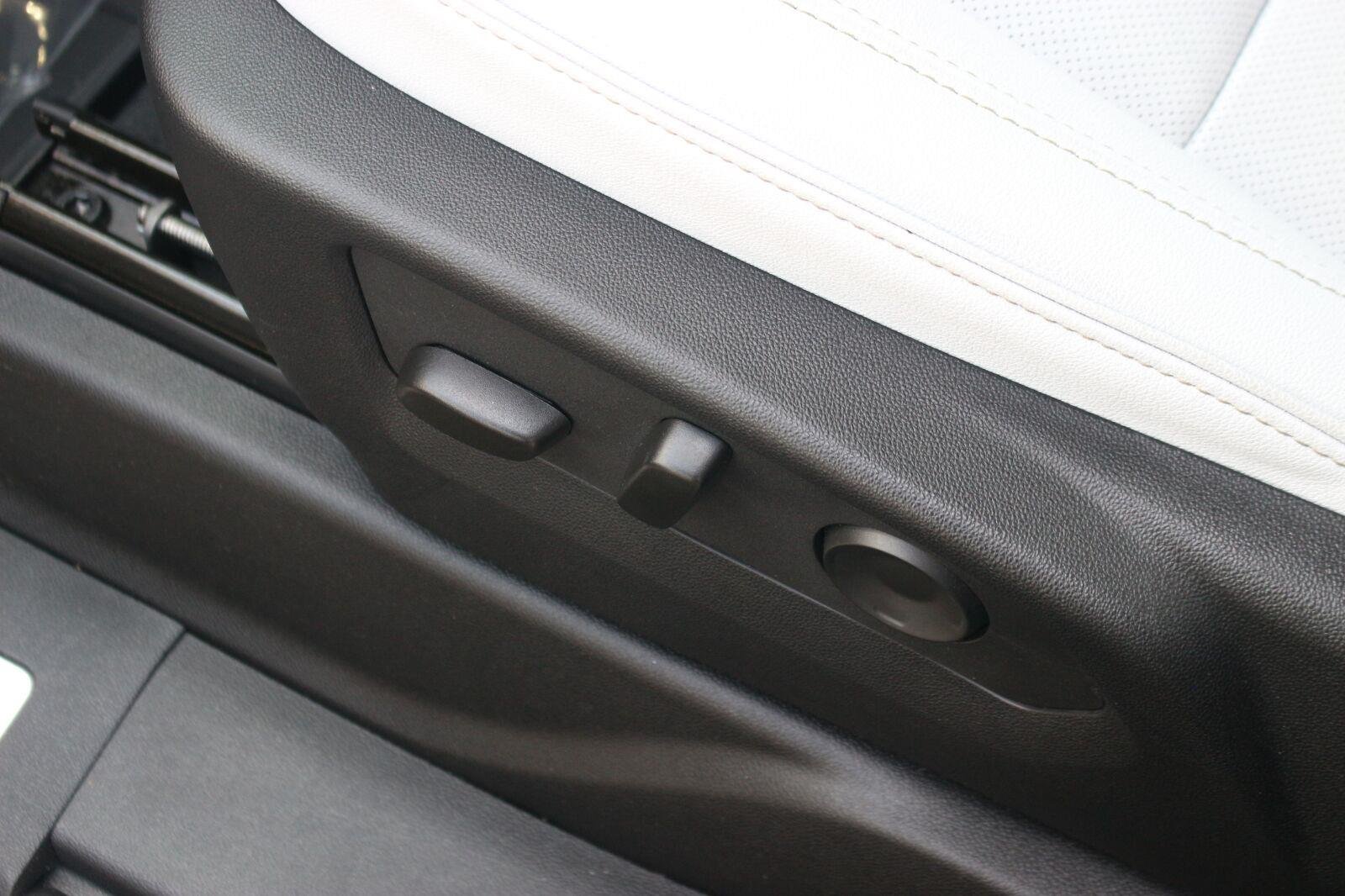 Used 2025 Black Chevrolet Premier image 19