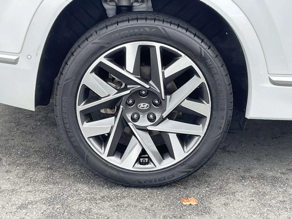 Used 2022 Gray Hyundai Calligraphy image 7