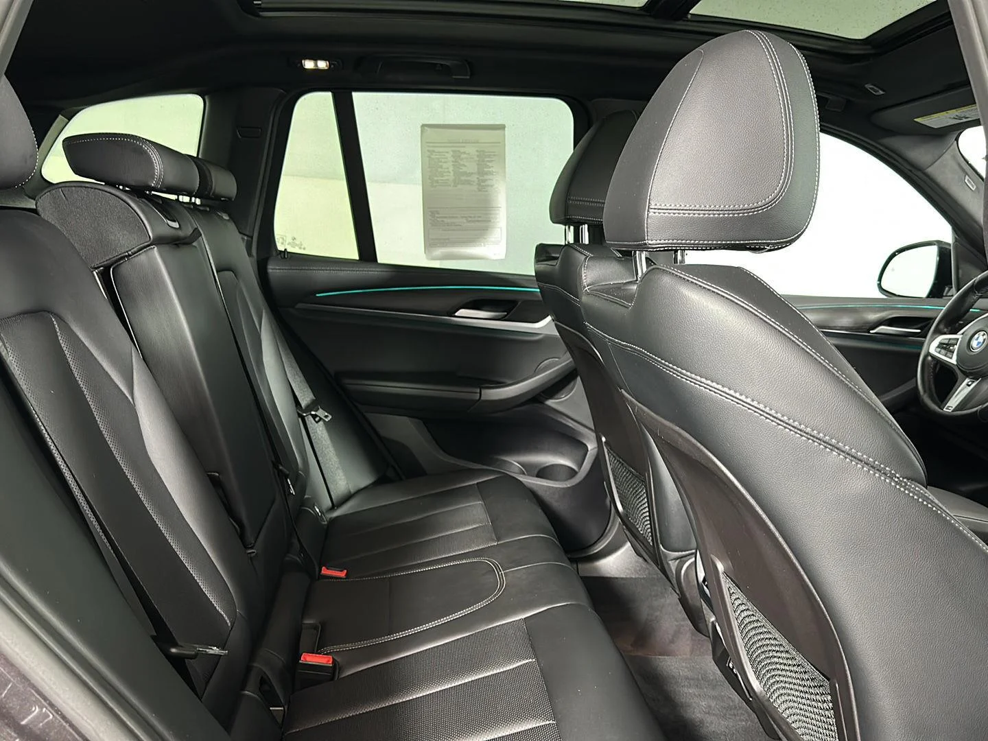 Used 2023 Dark Graphite Metallic BMW xDrive30i image 29