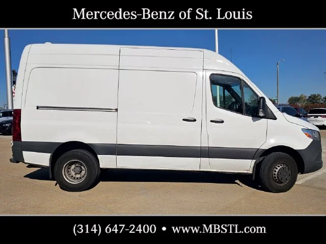 Used 2021 White Mercedes-Benz Crew 144 in. WB image 2