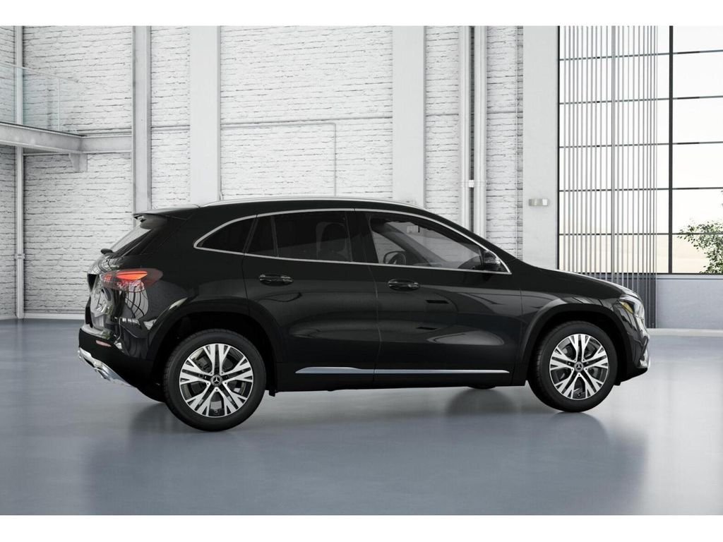 New 2026 Night Black Mercedes-Benz GLA 250 image 18